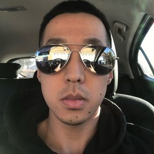 Meet your Posher, Chris